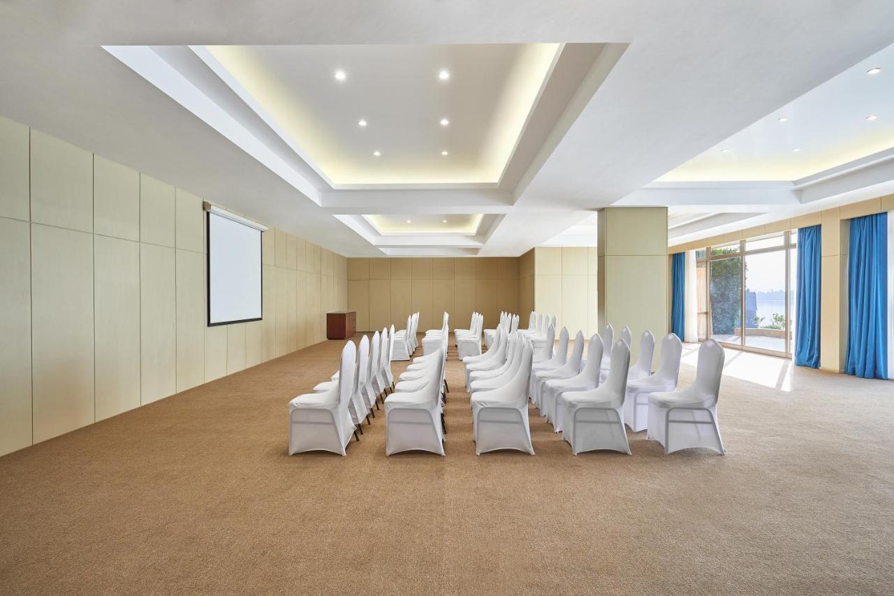 Steigenberger Resort Achti Luxor Exteriör bild Meeting room